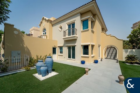 Купить виллу в Victory Heights, Dubai Sports City, Дубай: 5 спален, 446м², № 75665 - фото 21