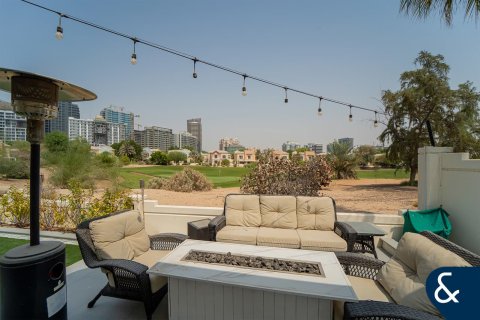 Купить виллу в Victory Heights, Dubai Sports City, Дубай: 5 спален, 446м², № 75665 - фото 19