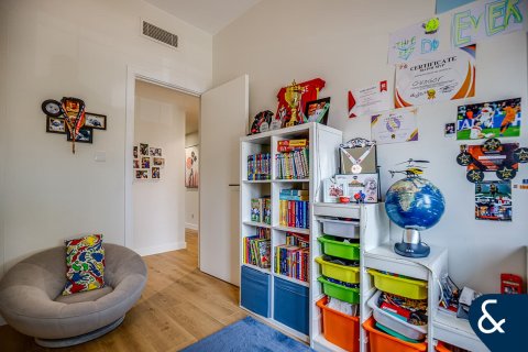 Villa à Dubai, 4 chambres, 244 m², № 75667 - photo 15