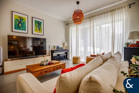 Villa à Dubai, 4 chambres, 244 m², № 75667 - photo 5