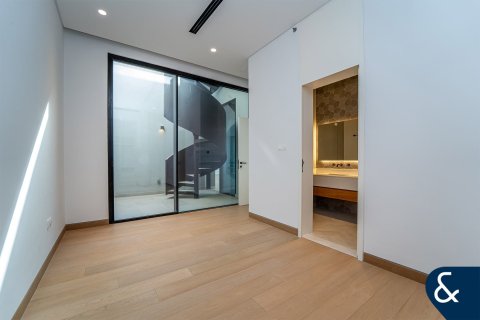 Apartment in KOA Canvas, Mohammad Bin Rashid Gardens, Dubai 2 bedrooms, 304 sq.m. № 75666 - photo 11