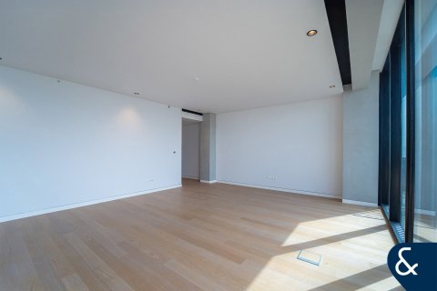 Apartment in KOA Canvas, Mohammad Bin Rashid Gardens, Dubai 2 bedrooms, 304 sq.m. № 75666 - photo 2