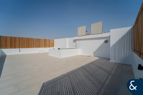 Apartment in KOA Canvas, Mohammad Bin Rashid Gardens, Dubai 2 bedrooms, 304 sq.m. № 75666 - photo 15