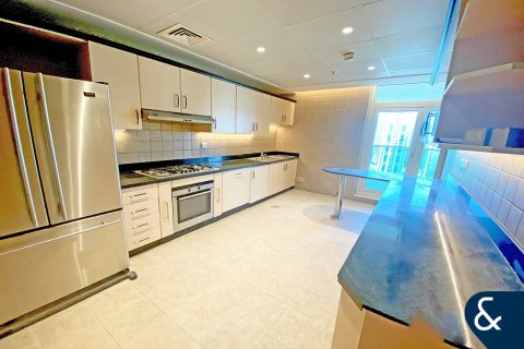 Apartment in Dubai Marina, Dubai 4 bedrooms, 285 sq.m. № 75661 - photo 5