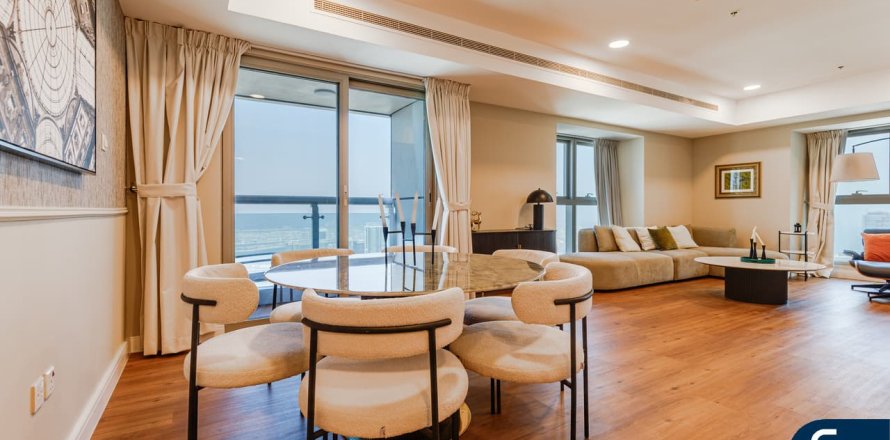 Apartment in Dubai Marina, Dubai 3 bedrooms, 186 sq.m. № 88936