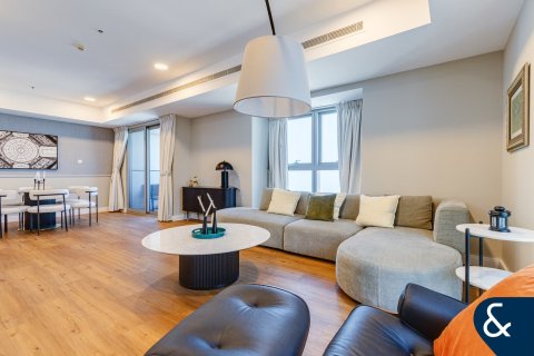 Apartment in Dubai Marina, Dubai 3 bedrooms, 186 sq.m. № 88936 - photo 4