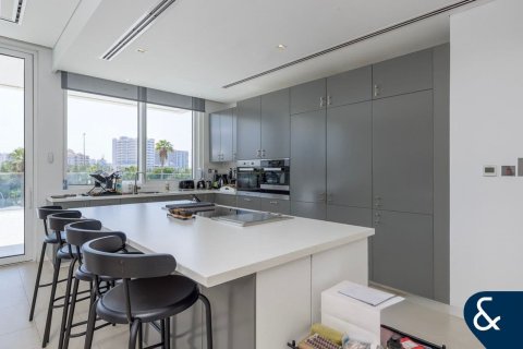 Apartment in SEVENTH HEAVEN in Al Barari, Dubai 2 bedrooms, 404 sq.m. № 88937 - photo 7