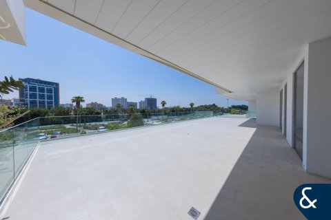 Apartment in SEVENTH HEAVEN in Al Barari, Dubai 2 bedrooms, 404 sq.m. № 88937 - photo 4