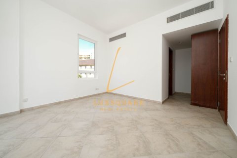 Apartment in Uptown Motor City, Motor City, Dubai 2 bedrooms, 139 sq.m. № 113429 - photo 15