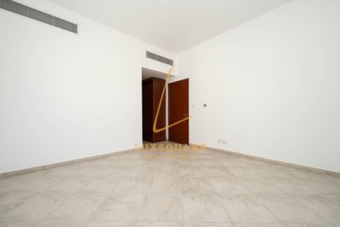 Apartment in Uptown Motor City, Motor City, Dubai 2 bedrooms, 139 sq.m. № 113429 - photo 14