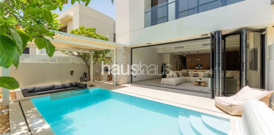 Townhouse in DAMAC Hills (Akoya by DAMAC), Dubai 4 bedrooms, 257 sq.m. № 44210