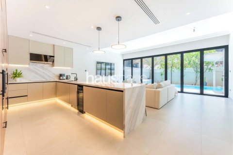 Townhouse in DAMAC Hills (Akoya by DAMAC), Dubai 4 bedrooms, 257 sq.m. № 44210 - photo 5