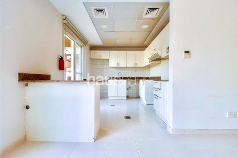 Villa in The Springs, Dubai 3 bedrooms, 228 sq.m. № 44209 - photo 2