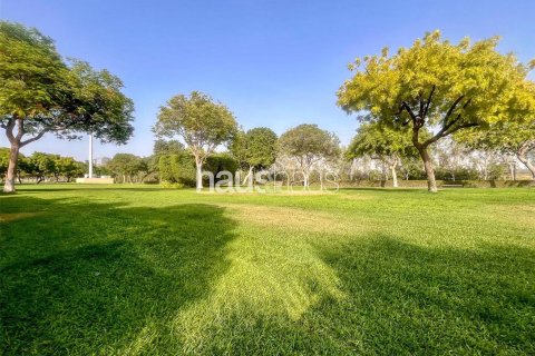 Villa in The Springs, Dubai 3 bedrooms, 228 sq.m. № 44209 - photo 7
