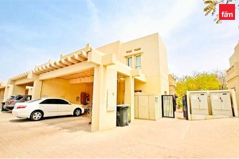 Adosado en Dubai, 3 dormitorios, 295.4 m², № 118988 - foto 15
