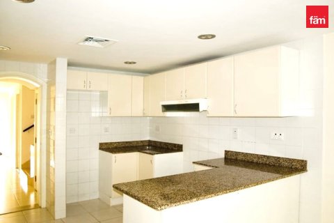 Adosado en Dubai, 3 dormitorios, 295.4 m², № 118988 - foto 3