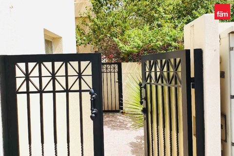 Adosado en Dubai, 3 dormitorios, 295.4 m², № 118988 - foto 14