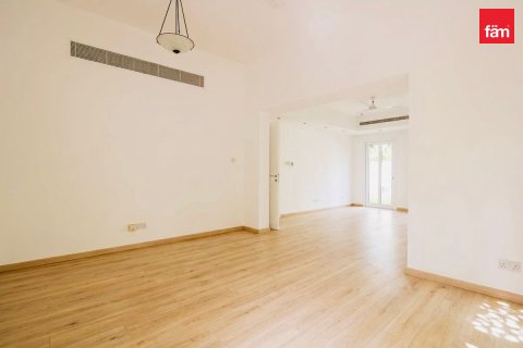 Adosado en Dubai, 3 dormitorios, 295.4 m², № 118988 - foto 10