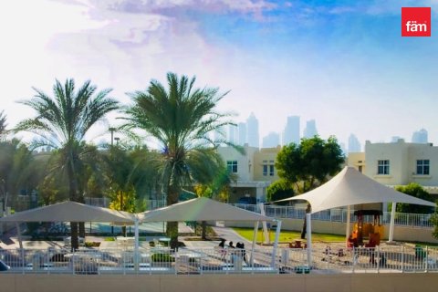Adosado en Dubai, 3 dormitorios, 295.4 m², № 118988 - foto 29