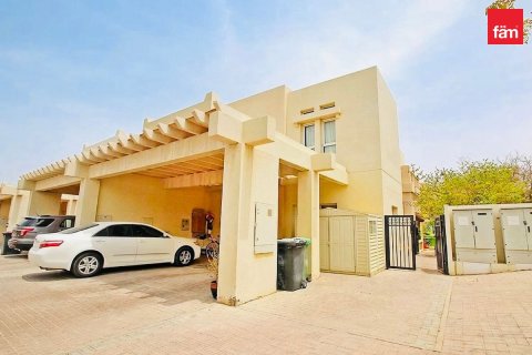 Adosado en Dubai, 3 dormitorios, 295.4 m², № 118988 - foto 25