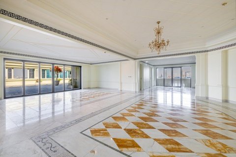 Penthouse in Bur Dubai, Dubai 5 bedrooms, 1207.04 sq.m. № 52866 - photo 9