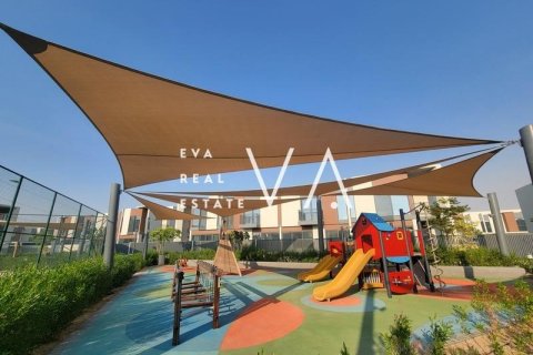 Townhouse in Dubai 4 bedrooms, 251.94 sq.m. № 52865 - photo 6