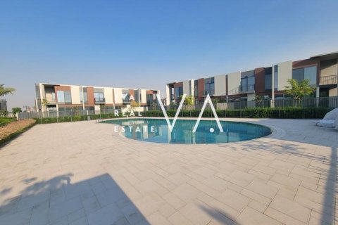 Townhouse in Dubai 4 bedrooms, 251.94 sq.m. № 52865 - photo 1