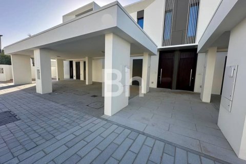 Adosado en Dubai, 3 dormitorios, 176 m², № 57014 - foto 1