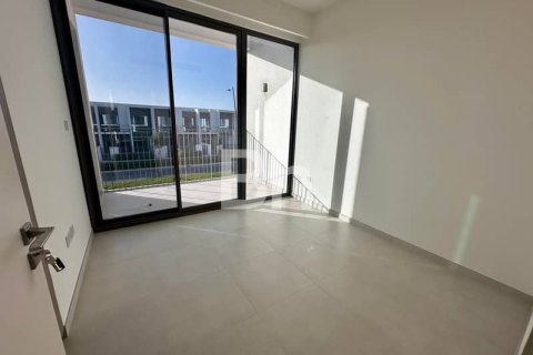 Adosado en Dubai, 3 dormitorios, 176 m², № 57014 - foto 14