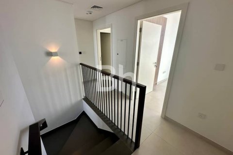 Adosado en Dubai, 3 dormitorios, 176 m², № 57014 - foto 12