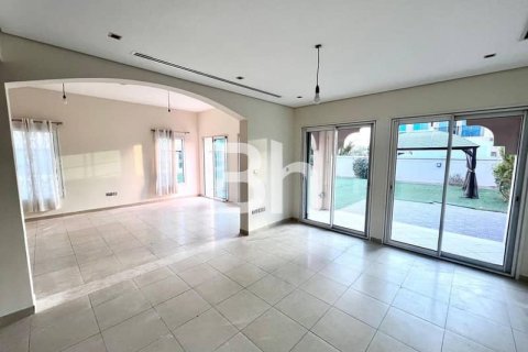 فيلا في Jumeirah Village Triangle, دبي 2 غرف نوم, 675 م² رقم 57015 - صورة 3