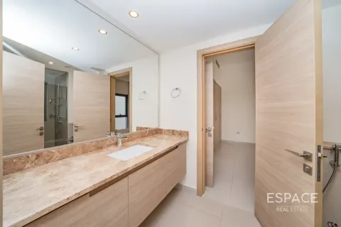 Villa in Dubai Hills Estate, Dubai 3 bedrooms, 296 sq.m. № 122820 - photo 11