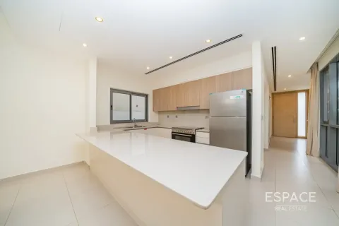 Villa in Dubai Hills Estate, Dubai 3 bedrooms, 296 sq.m. № 122820 - photo 4