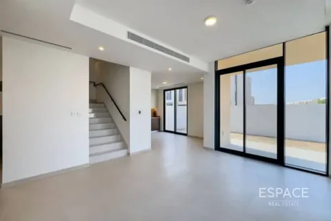 Townhouse in EMAAR South, Dubai South (Dubai World Central), Dubai 4 bedrooms, 223 sq.m. № 122824 - photo 2