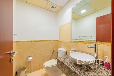 Apartment in Jumeirah Beach Residence, Dubai 1 bedroom, 111 sq.m. № 122819 - photo 13