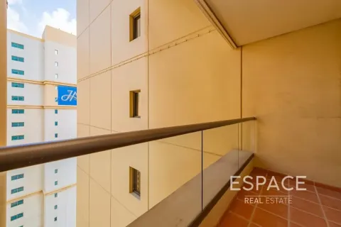 Apartment in Jumeirah Beach Residence, Dubai 1 bedroom, 111 sq.m. № 122819 - photo 15