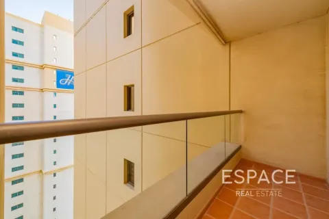 Apartment in Jumeirah Beach Residence, Dubai 1 bedroom, 111 sq.m. № 122818 - photo 13