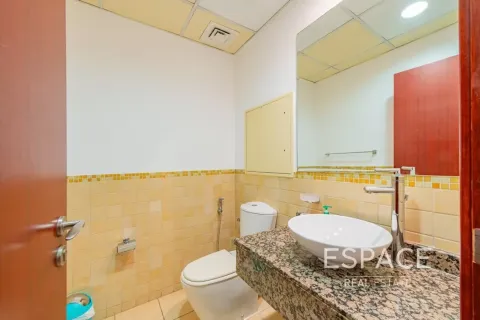Apartment in Jumeirah Beach Residence, Dubai 1 bedroom, 111 sq.m. № 122818 - photo 9