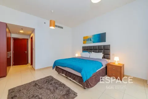 Apartment in Jumeirah Beach Residence, Dubai 1 bedroom, 111 sq.m. № 122818 - photo 11