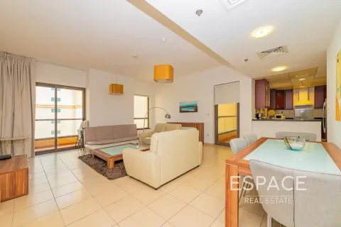 Apartment in Jumeirah Beach Residence, Dubai 1 bedroom, 111 sq.m. № 122818 - photo 2