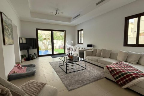 Villa en Lila, Arabian Ranches 2, Dubai, 4 dormitorios, 405 m², № 84041 - foto 2