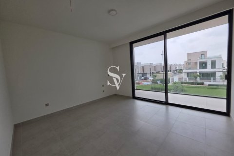 Villa en Arabian Ranches 3, Dubai, 4 dormitorios, 448 m², № 84045 - foto 8