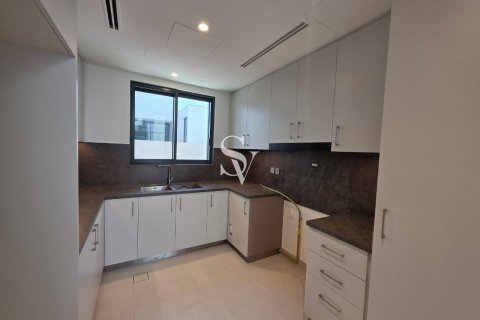 Villa en Arabian Ranches 3, Dubai, 4 dormitorios, 448 m², № 84045 - foto 6