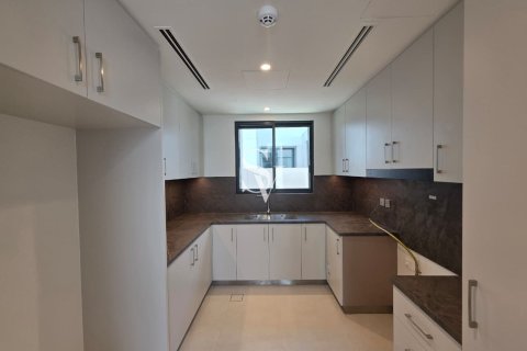 Villa en Arabian Ranches 3, Dubai, 4 dormitorios, 448 m², № 84045 - foto 2