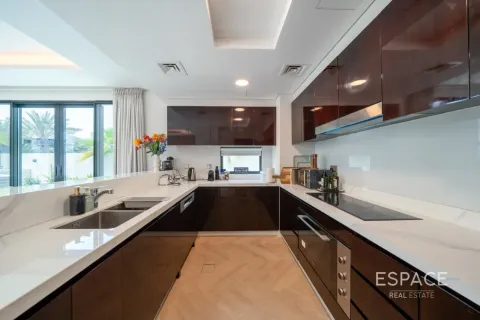 Villa en DAMAC Hills (Akoya by DAMAC), Dubai, 6 dormitorios, 339 m², № 122257 - foto 12