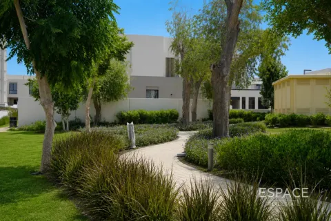 Adosado en Jebel Ali, Dubai, 4 dormitorios, 298 m², № 122258 - foto 12