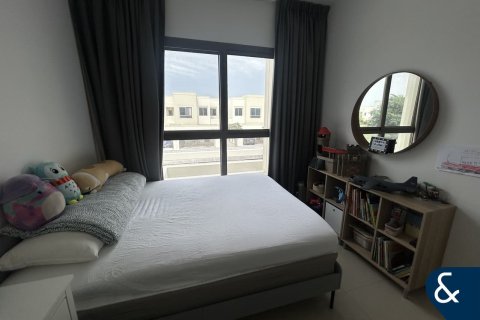 Villa en Town Square, Dubai, 3 dormitorios, 198 m², № 98863 - foto 8