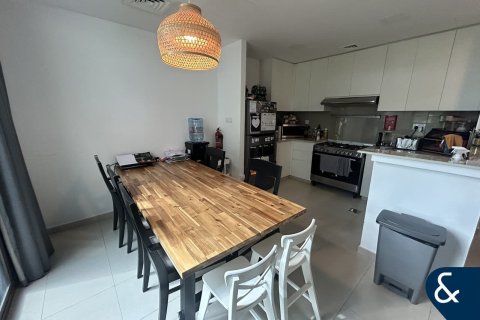 Villa en Town Square, Dubai, 3 dormitorios, 198 m², № 98863 - foto 3