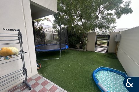 Villa en Town Square, Dubai, 3 dormitorios, 198 m², № 98863 - foto 5