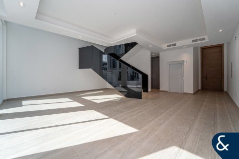 تاون هاوس في البراري, دبي 4 غرف نوم, 180 م² رقم 98867 - صورة 2